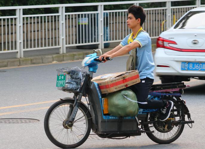 Express delivery companies are fighting for delivery services and each one takes a strange move!