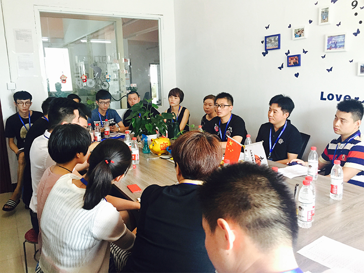 The 11th stop for the study tour of Laogao e-commerce-Queer Jewelry Boutique Mall The 11th stop for the study tour of Laogao e-commerce-Queer Jewelry Boutique Mall