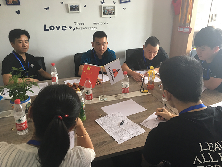 The 11th stop for the study tour of Laogao e-commerce-Queer Jewelry Boutique Mall The 11th stop for the study tour of Laogao e-commerce-Queer Jewelry Boutique Mall
