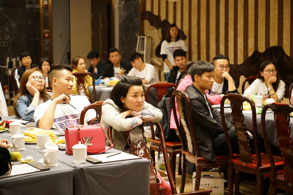 The 15th Group of Laogao E-commerce Tour Group The 15th Group of Laogao E-commerce Tour Group