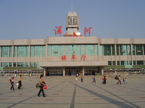 Shuanghui Legend: At the age of 66, he lost 12.1 billion yuan, and at the age of 76, he brought the company to the top 500... Shuanghui Legend: At the age of 66, he lost 12.1 billion yuan, and at the age of 76, he brought the company to the top 500...