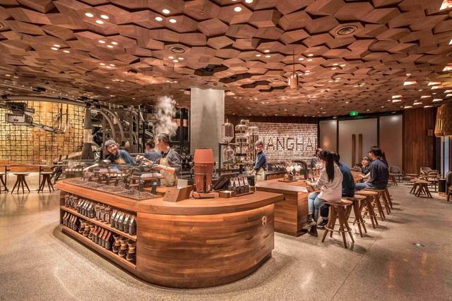 Alibaba and Starbucks: The Story of Coffee and New Retail Alibaba and Starbucks: The Story of Coffee and New Retail