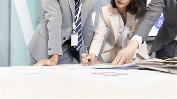 Discuss e-commerce operations