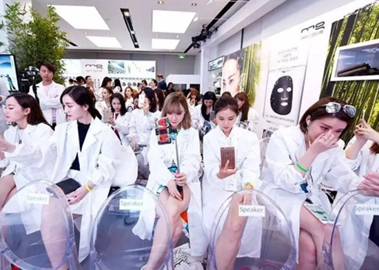 Papi Jiang's advertising debut, where is the beauty makeup that spent 20 million yuan?