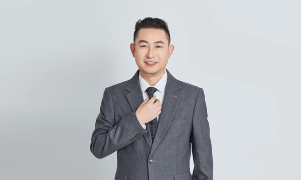 Jiu Ge: Running a Business, Running Your Life | Industry Models