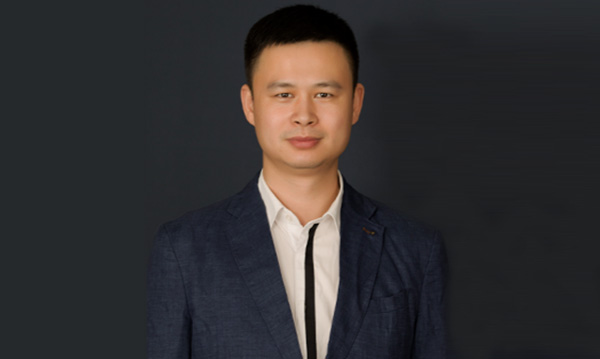 From a 6㎡ Stall to the number one in the Country: 3 Key Secrets to E-commerce | Industry Models